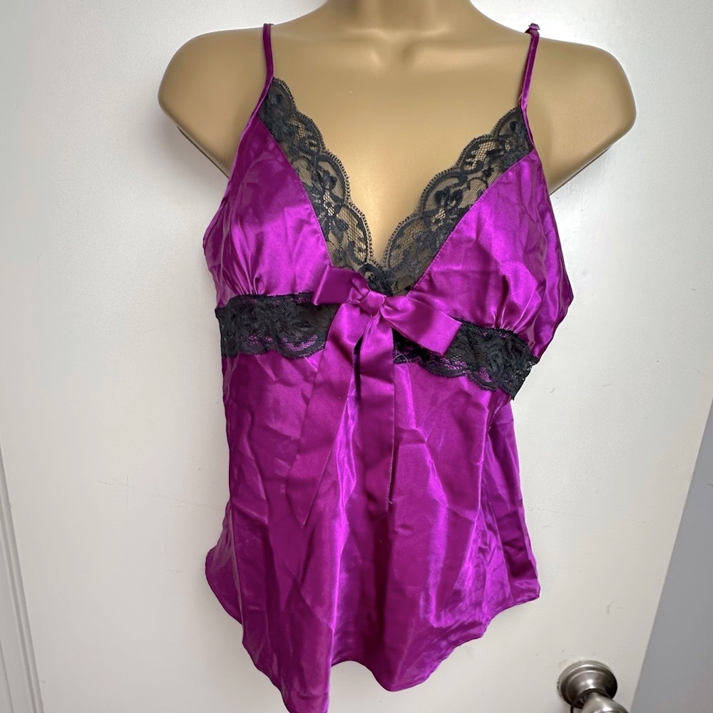 Fredericks of Hollywood Magenta Y2K Vintage? Satin Black Lace Bow Top NWT Size L